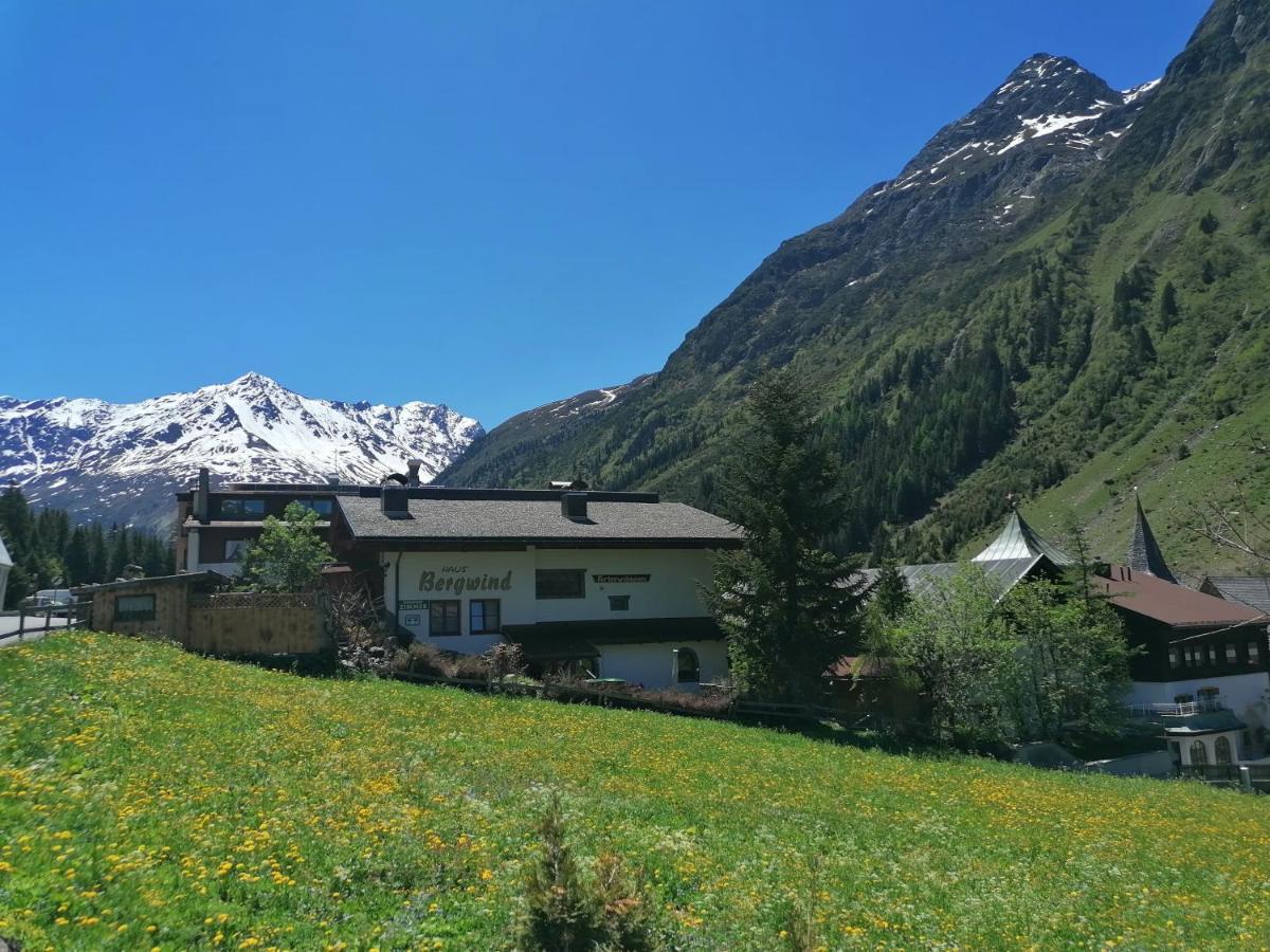 Haus Bergwind Apartment Sankt Leonhard im Pitztal Exterior photo